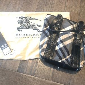 Authentic BURBERRY Nylon Beat Check Small Victoria